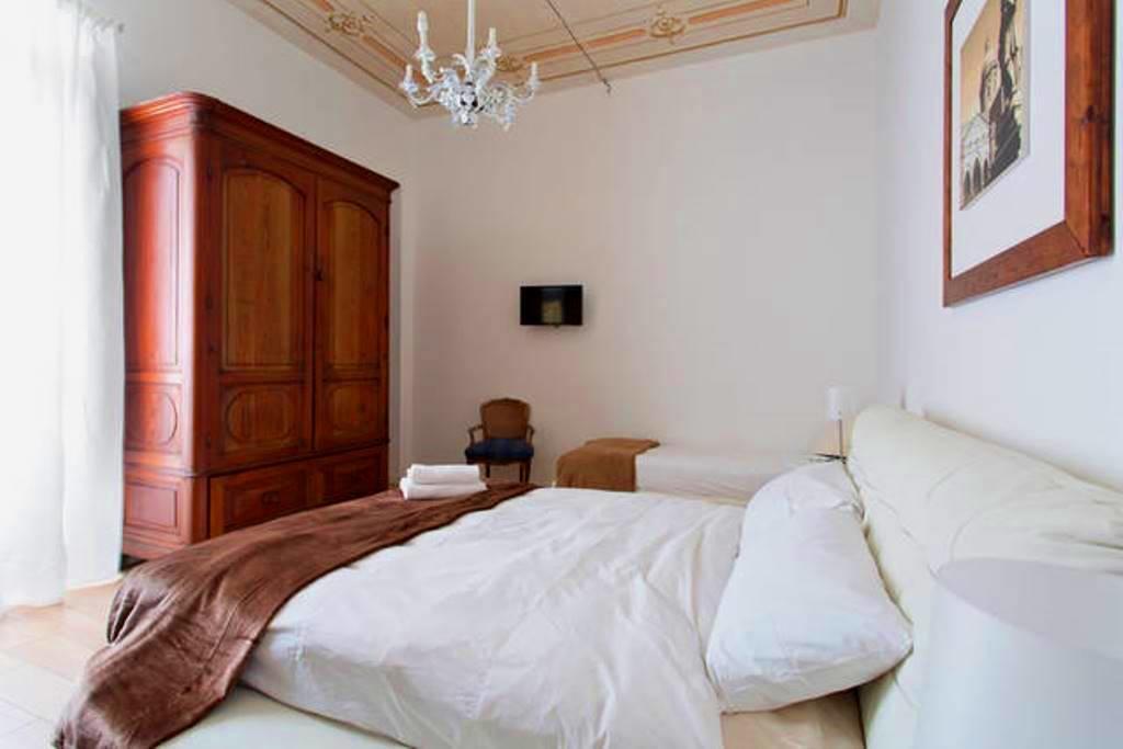 Aragona Rooms Палермо Экстерьер фото