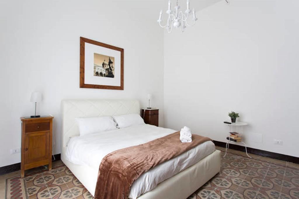 Aragona Rooms Палермо Экстерьер фото